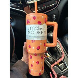 simple modern trek tumbler 40 oz Strawberry